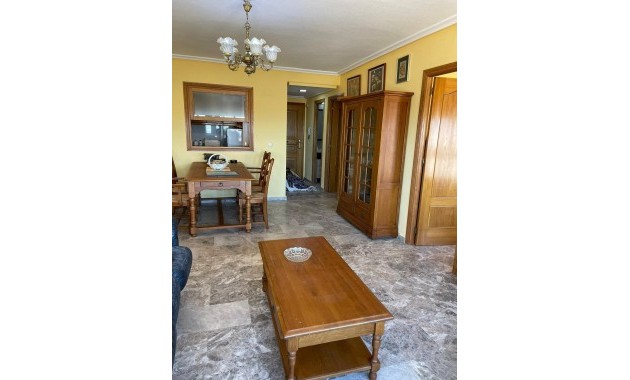 Herverkoop - Appartement / flat -
Torrevieja - Punta prima