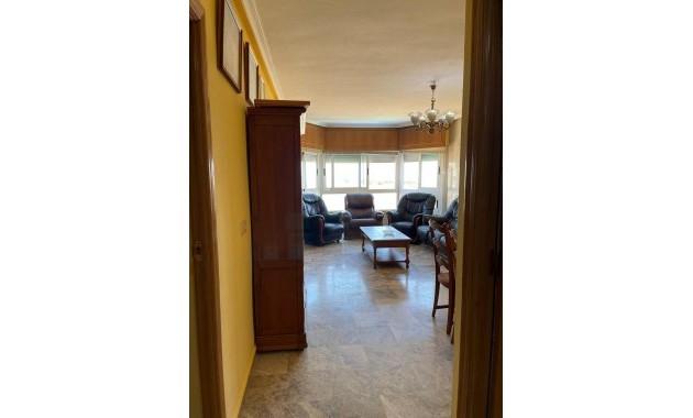 Herverkoop - Appartement / flat -
Torrevieja - Punta prima