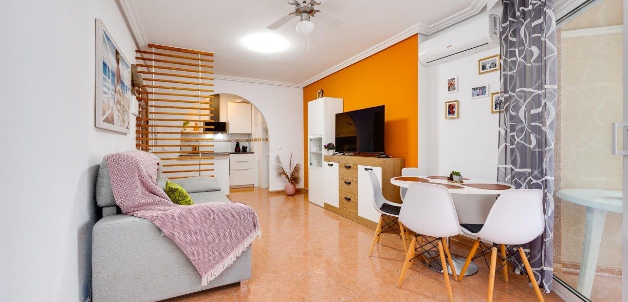 Herverkoop - Appartement / flat -
Torrevieja - Centro