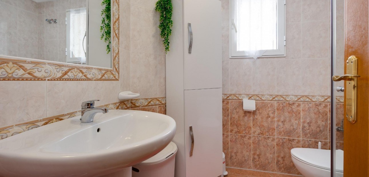 Herverkoop - Appartement / flat -
Torrevieja - Centro