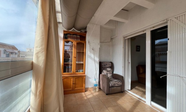 Herverkoop - Appartement / flat -
Torrevieja - Estacion de autobuses