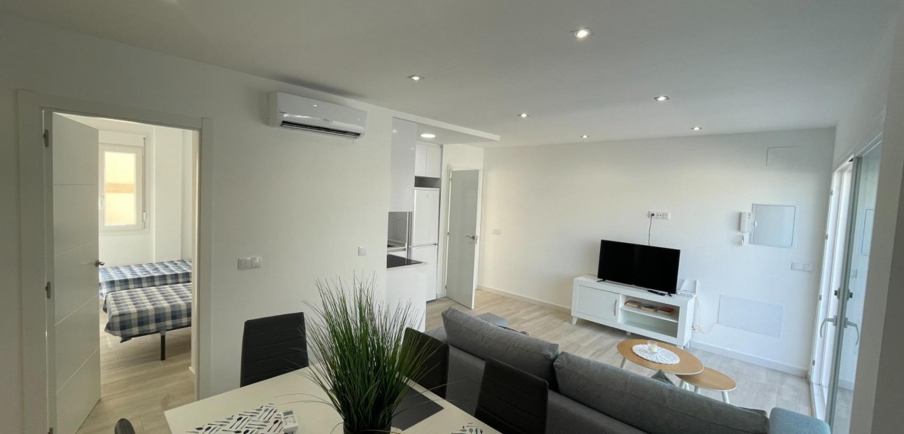 Venta - Bungalow -
Cabo Roig