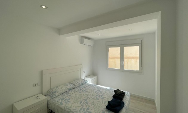 Venta - Bungalow -
Cabo Roig