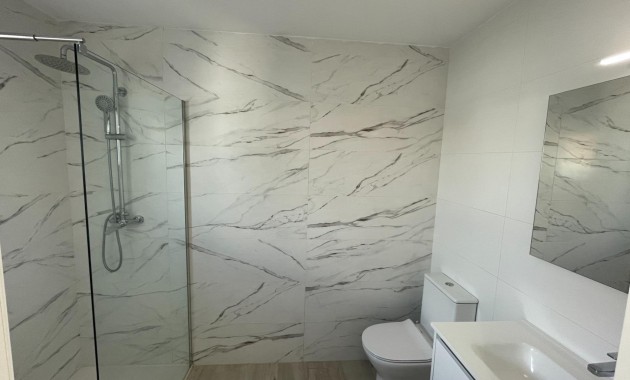 Venta - Bungalow -
Cabo Roig