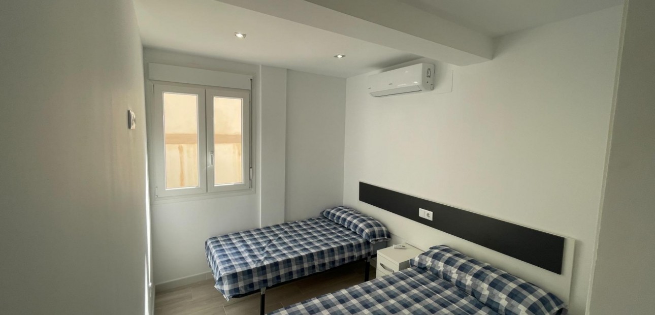 Venta - Bungalow -
Cabo Roig