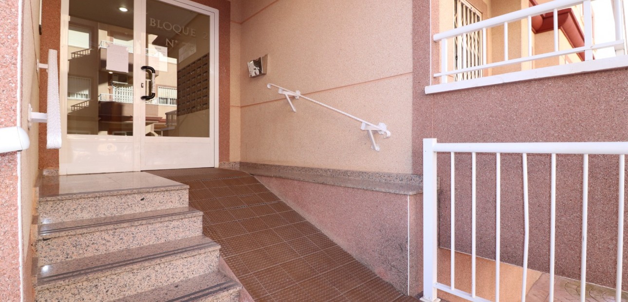 Venta - Apartamento / piso -
Algorfa - Algorfa - Village