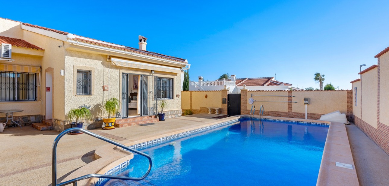 Herverkoop - Detached Villa -
Ciudad Quesada - Doña Pepa