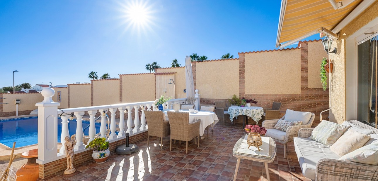 Herverkoop - Detached Villa -
Ciudad Quesada - Doña Pepa