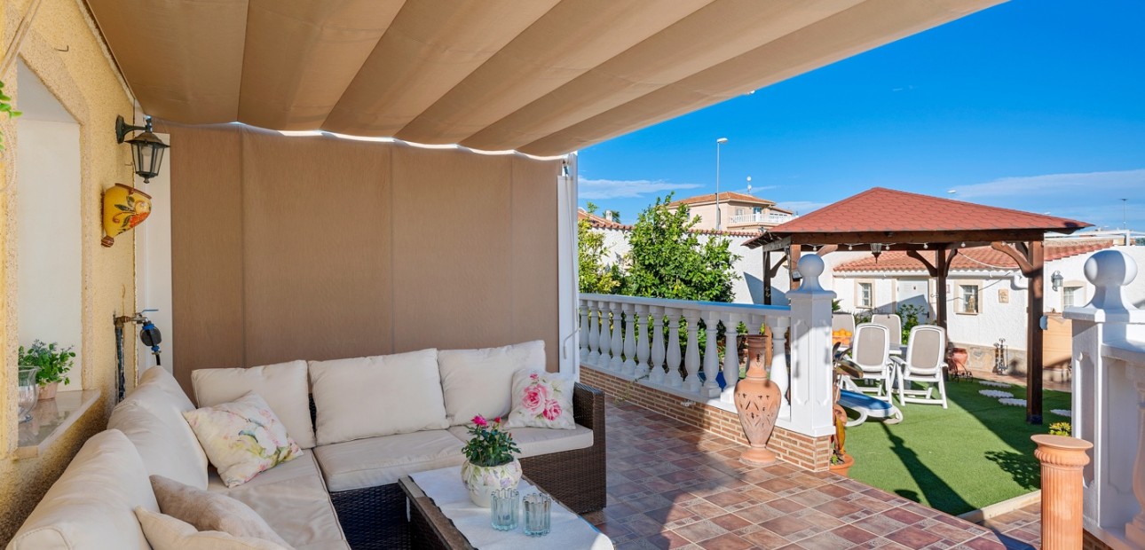 Herverkoop - Detached Villa -
Ciudad Quesada - Doña Pepa