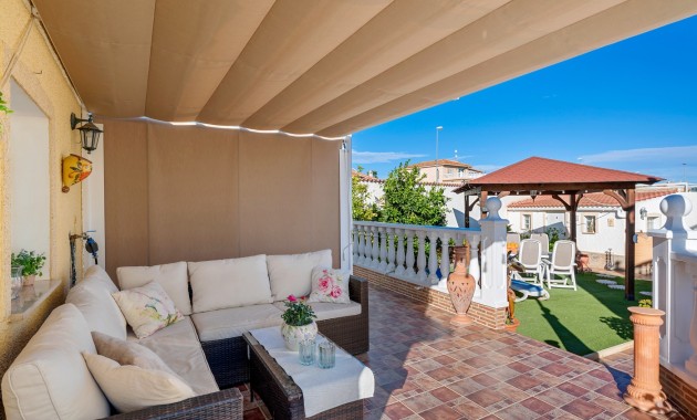 Herverkoop - Detached Villa -
Ciudad Quesada - Doña Pepa