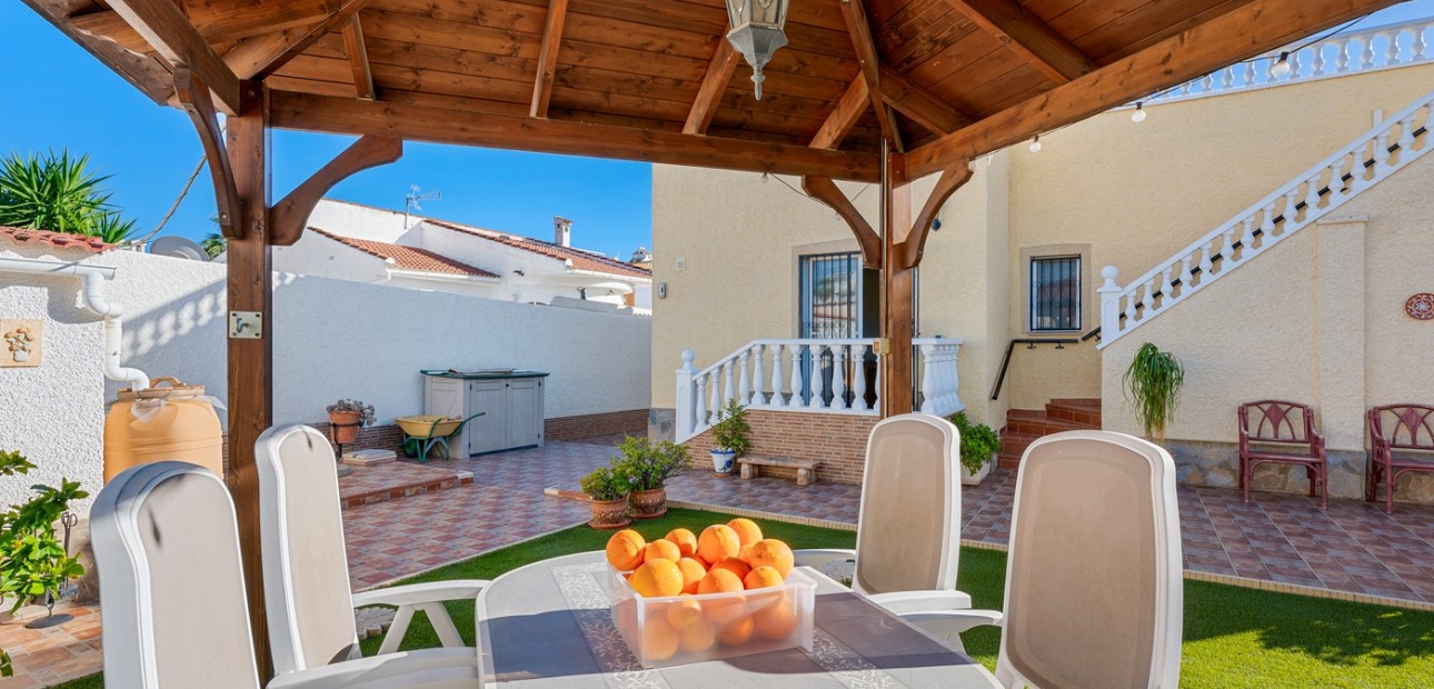 Herverkoop - Detached Villa -
Ciudad Quesada - Doña Pepa