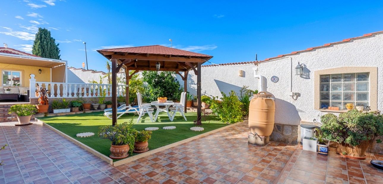 Herverkoop - Detached Villa -
Ciudad Quesada - Doña Pepa