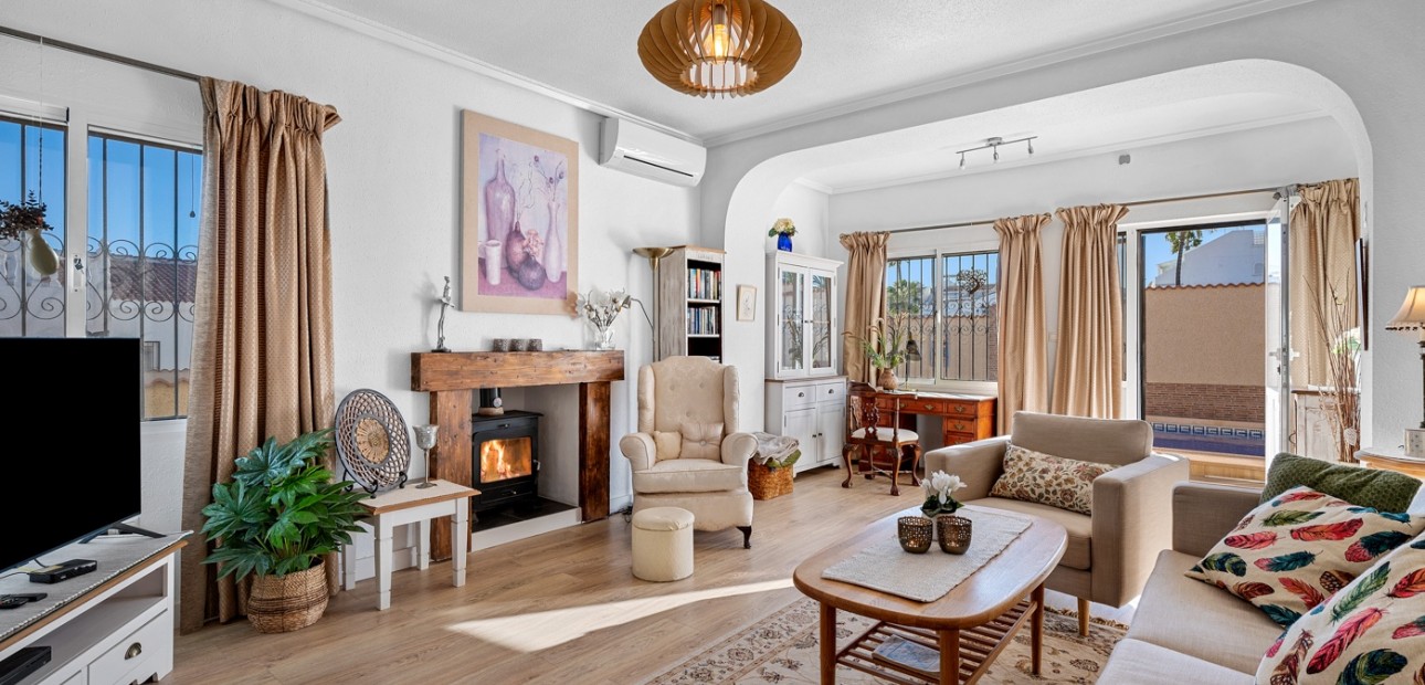 Herverkoop - Detached Villa -
Ciudad Quesada - Doña Pepa