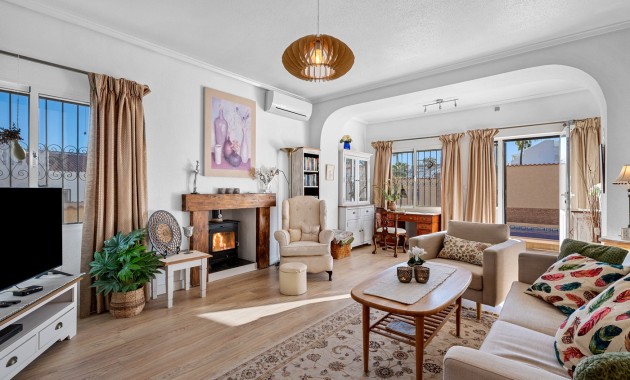 Herverkoop - Detached Villa -
Ciudad Quesada - Doña Pepa