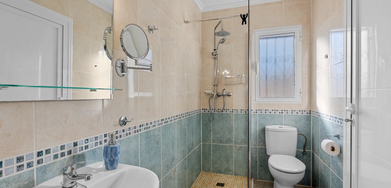 Herverkoop - Detached Villa -
Ciudad Quesada - Doña Pepa