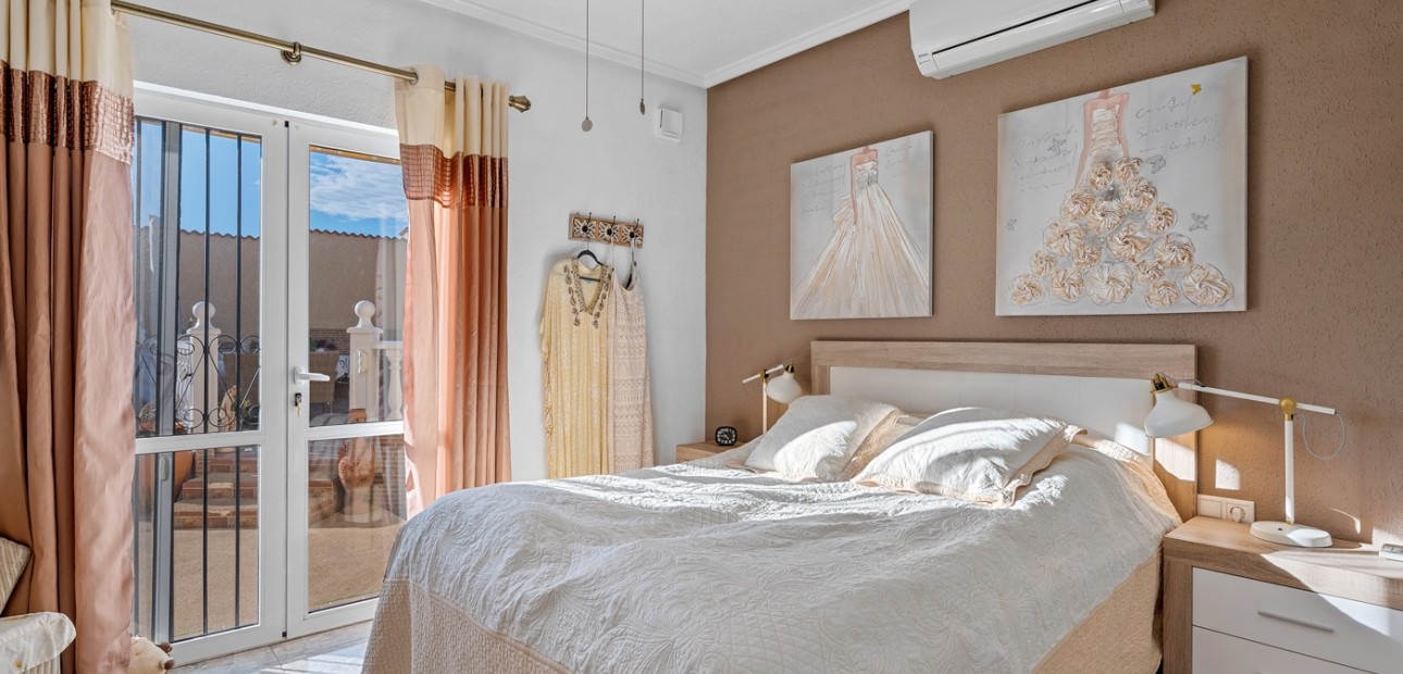 Herverkoop - Detached Villa -
Ciudad Quesada - Doña Pepa