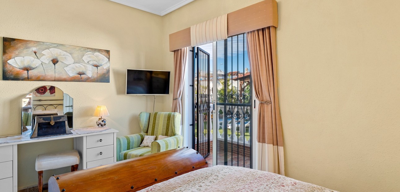 Herverkoop - Detached Villa -
Ciudad Quesada - Doña Pepa