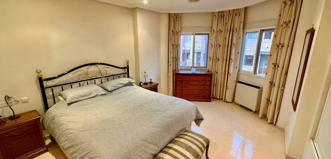 Sale - Villa -
Benferri