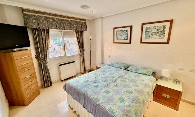 Sale - Villa -
Benferri