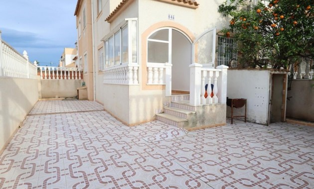 Herverkoop - Terraced house -
Torrevieja - El limonar