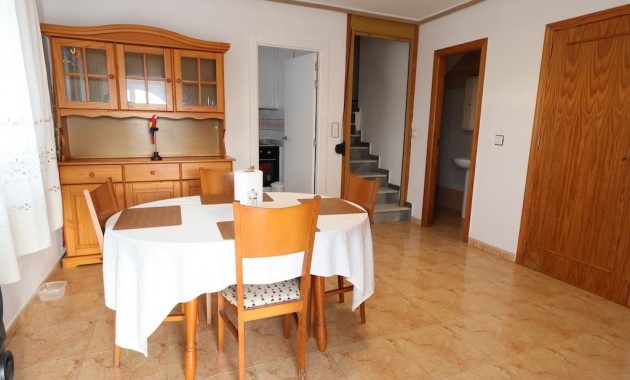 Herverkoop - Terraced house -
Torrevieja - El limonar