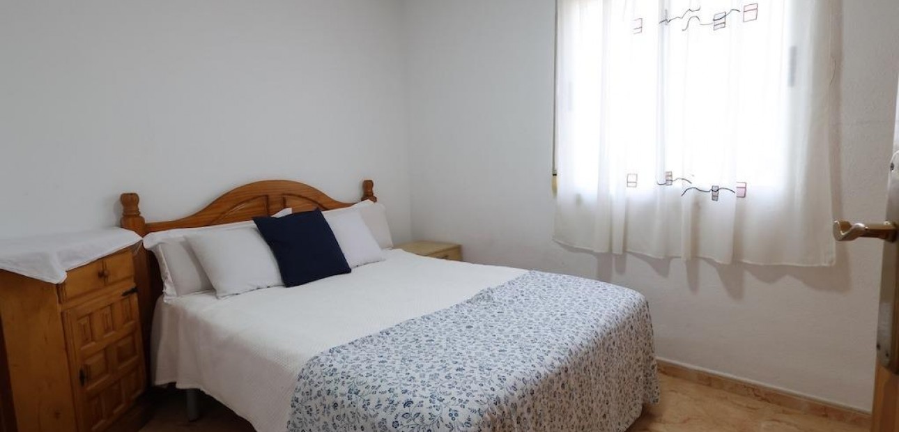 Herverkoop - Terraced house -
Torrevieja - El limonar