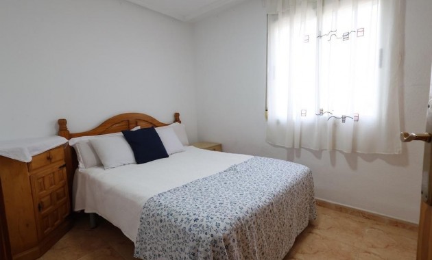 Herverkoop - Terraced house -
Torrevieja - El limonar