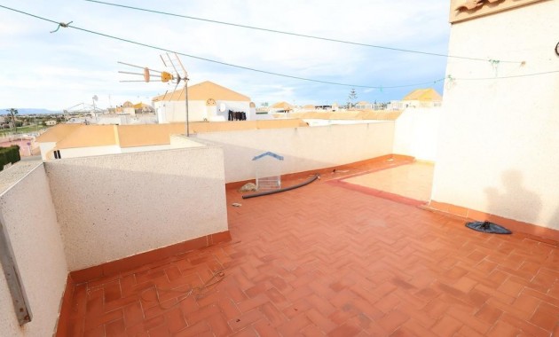 Herverkoop - Terraced house -
Torrevieja - El limonar