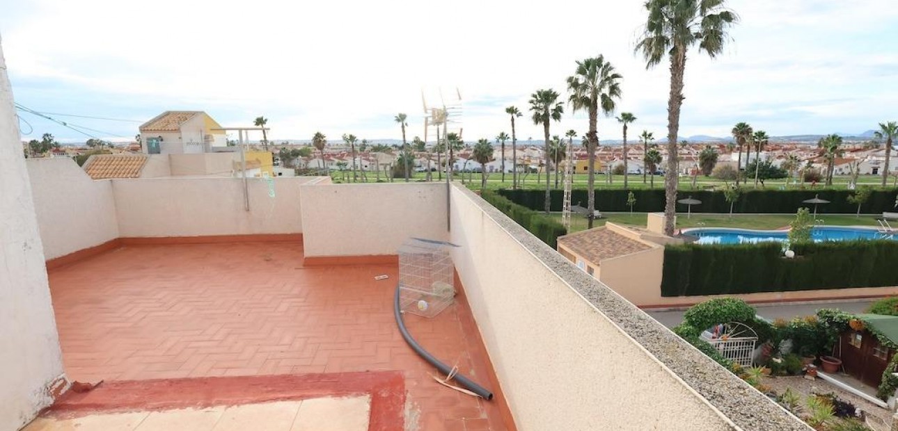 Herverkoop - Terraced house -
Torrevieja - El limonar