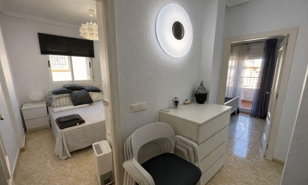 Herverkoop - Terraced house -
Torrevieja - La Siesta - El Salado - Torreta