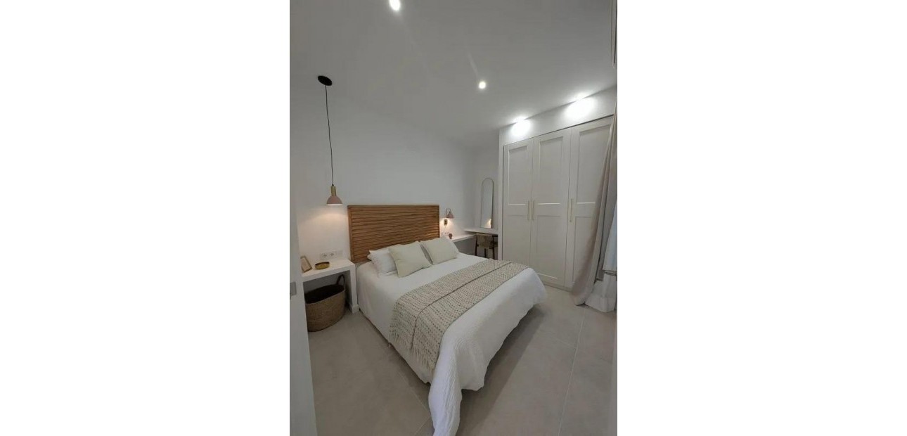 Venta - Bungalow -
Torrevieja - La Siesta - El Salado - Torreta