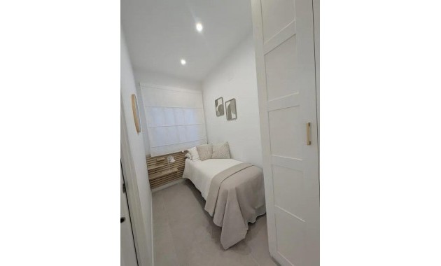 Venta - Bungalow -
Torrevieja - La Siesta - El Salado - Torreta