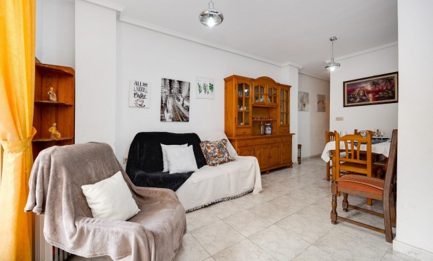 Sale - Apartment / flat -
Torrevieja - Estacion de autobuses