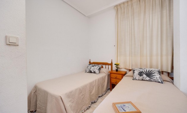 Sale - Apartment / flat -
Torrevieja - Estacion de autobuses
