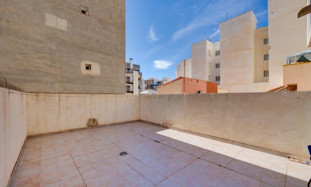 Sale - Apartment / flat -
Torrevieja - Estacion de autobuses
