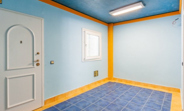 Herverkoop - Commercial Unit -
Orihuela Costa - La Regia