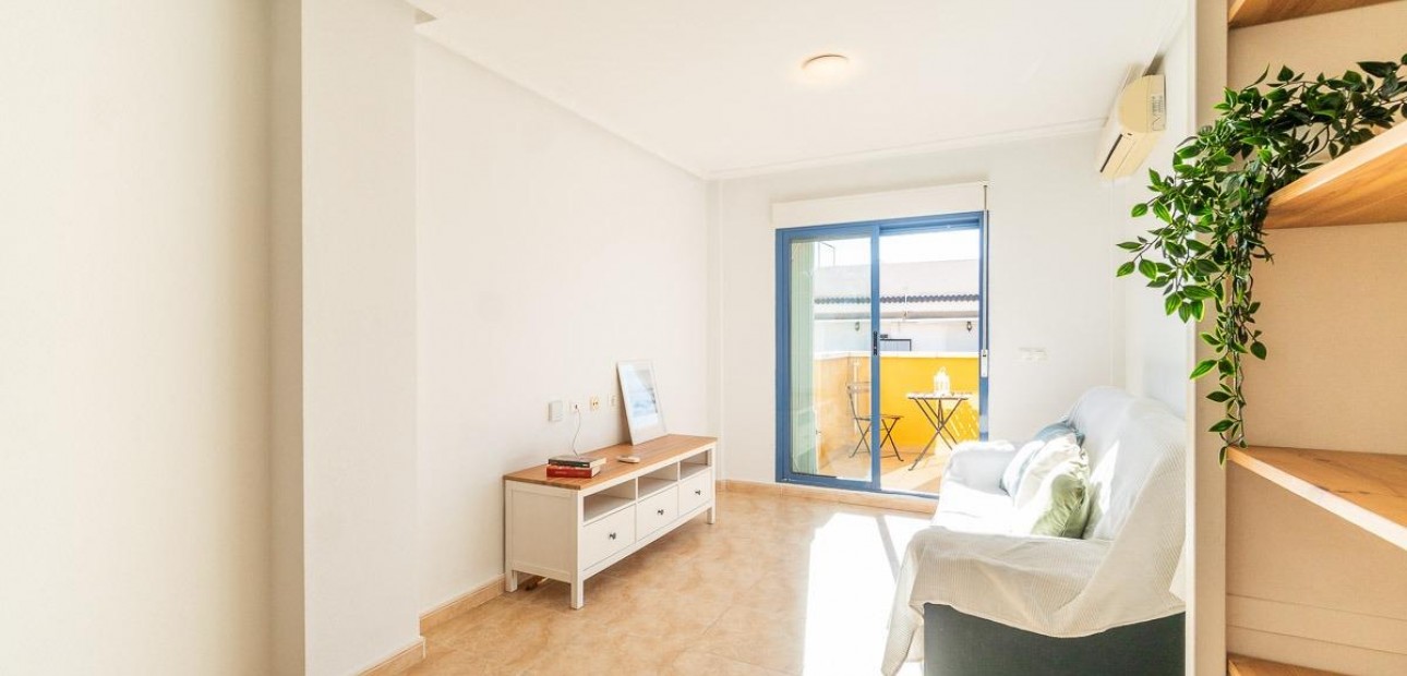 Sale - Penthouse -
Torrevieja - Centro