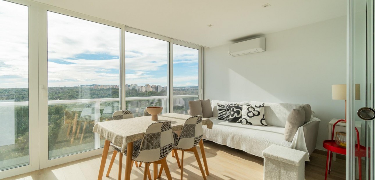 Herverkoop - Appartement / flat -
Guardamar del Segura - Puerto Deportivo