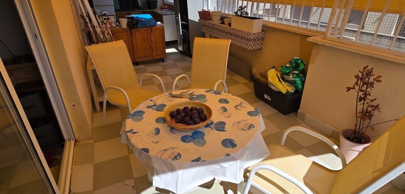 Sale - Apartment / flat -
Torrevieja - torrevieja