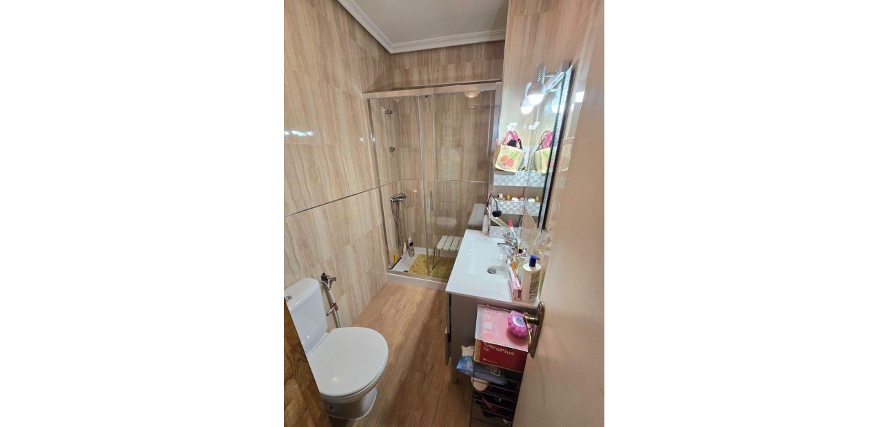 Sale - Apartment / flat -
Torrevieja - torrevieja