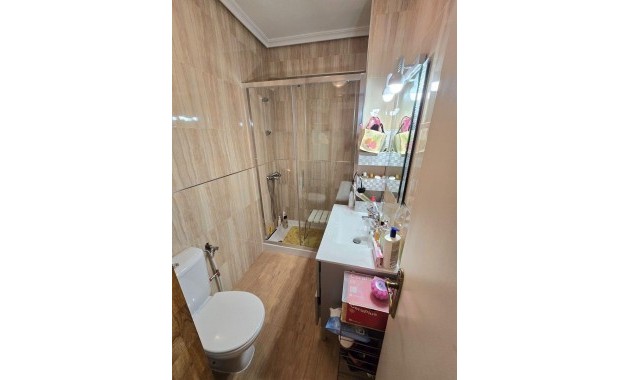 Sale - Apartment / flat -
Torrevieja - torrevieja