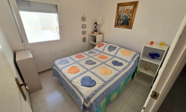 Sale - Apartment / flat -
Torrevieja - torrevieja