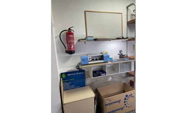 Verhuur - Commercial Unit -
Torrevieja - Centro