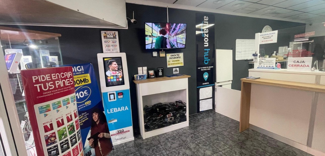 Verhuur - Commercial Unit -
Torrevieja - Centro