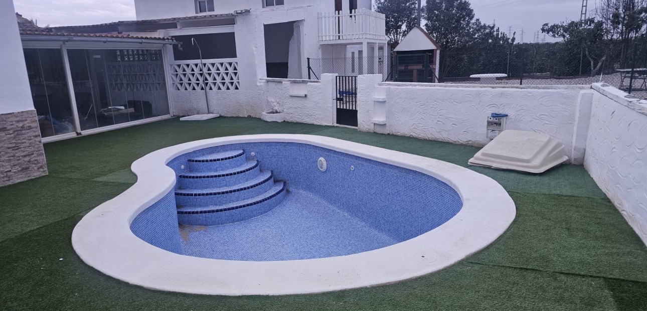 Venta - Villa -
Cox - Comunidad valenciana