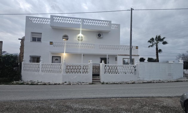 Venta - Villa -
Cox - Comunidad valenciana