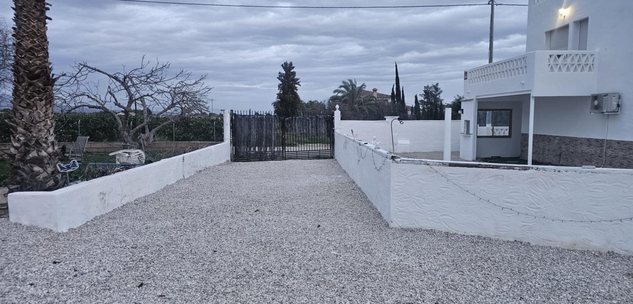 Venta - Villa -
Cox - Comunidad valenciana