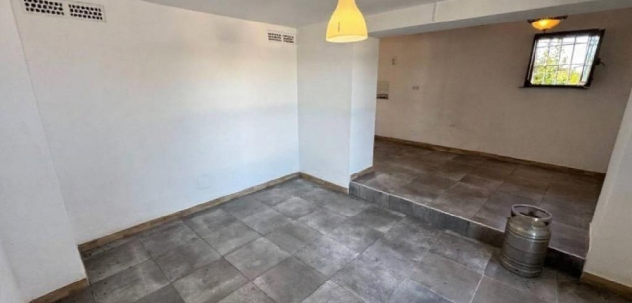 Venta - Villa -
Cox - Comunidad valenciana