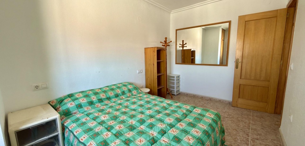 Venta - Apartamento / piso -
Torrevieja - Playa de los Locos