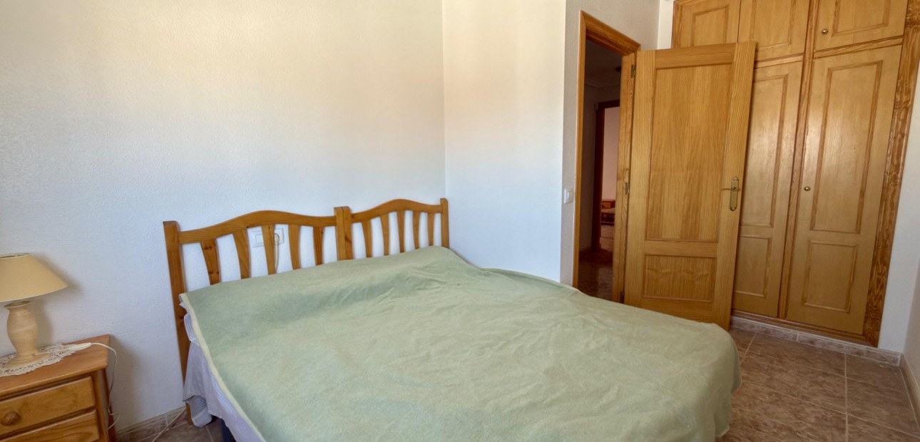 Venta - Apartamento / piso -
Torrevieja - Playa de los Locos